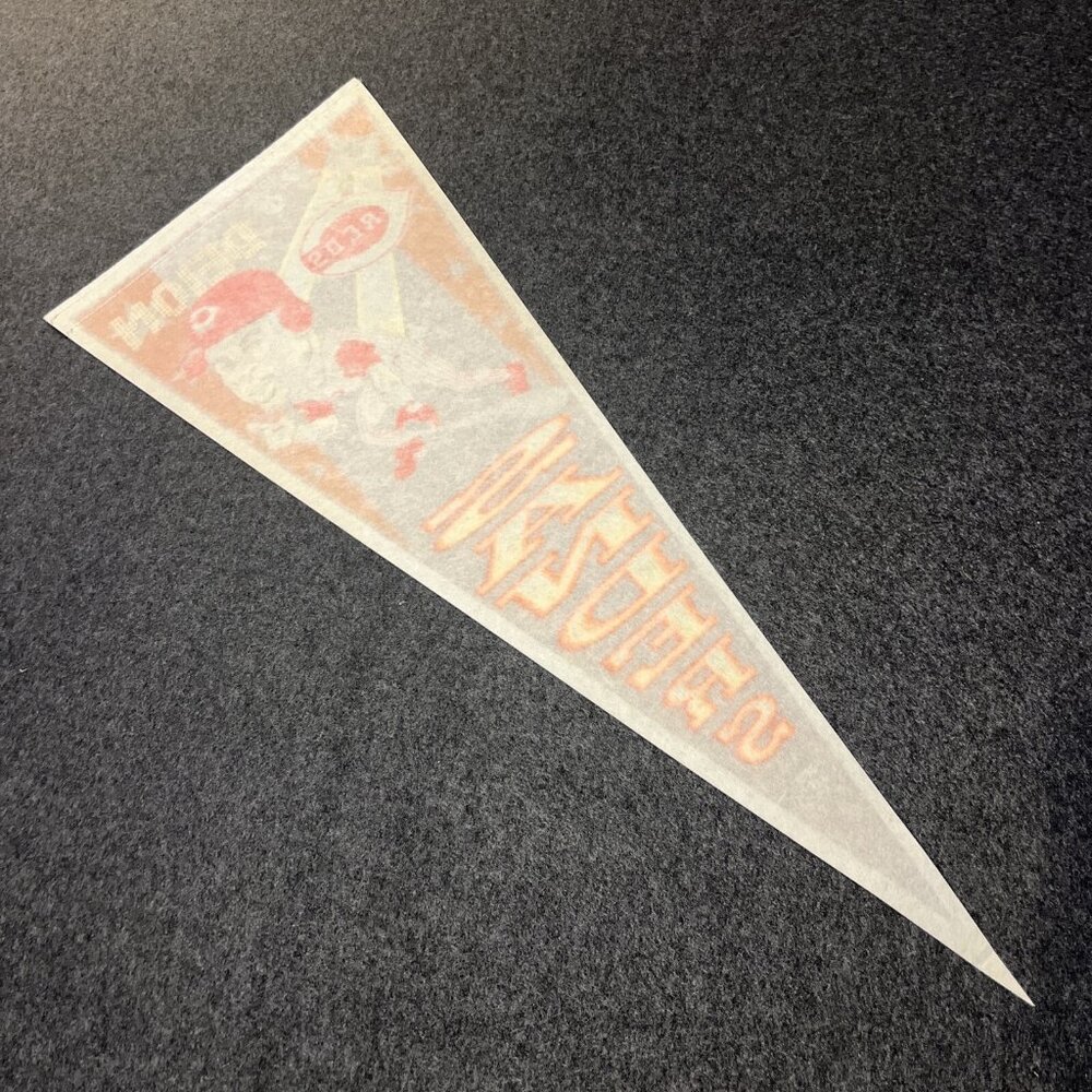 Vintage Wincraft Deion Sanders Cincinnati Reds Player Pennant #163, 30" x 12" - Picture 7 of 9